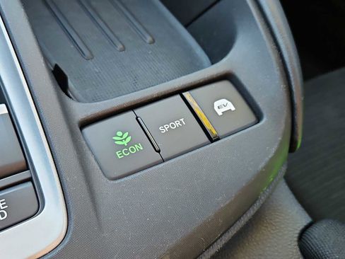 Certified 2019 Honda Insight EX image 9