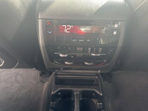 Used 2023 Jeep Grand Cherokee L Altitude image 25