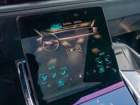 New 2025 Cadillac Escalade IQ Luxury 2 image 35