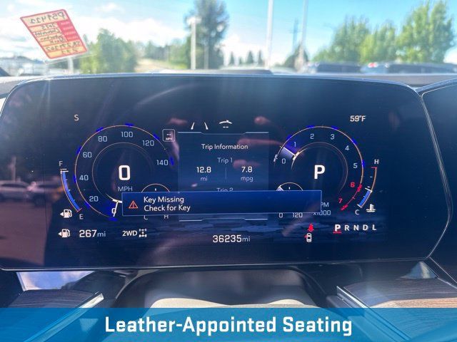 Used 2025 Chevrolet Suburban Z71 AWD/4WD image 28