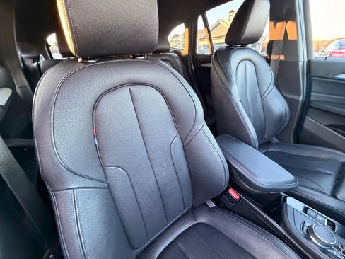 Used 2017 BMW X1 xDrive28i image 10