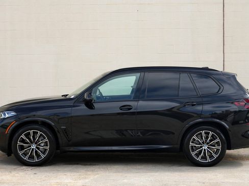 Used 2026 BMW X5 xDrive50e w/ Executive Package AWD/4WD image 55