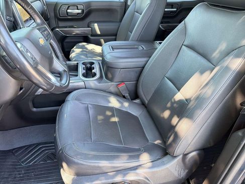 Used 2021 Chevrolet Silverado 1500 LTZ w/ Technology Package AWD/4WD image 5