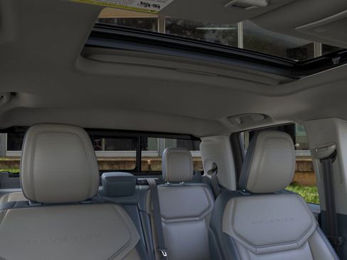 New 2025 Ford Maverick Lariat w/ 4K Tow Package image 12