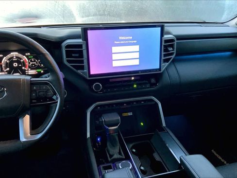 Used 2022 Toyota Tundra Platinum w/ Advanced Package image 7