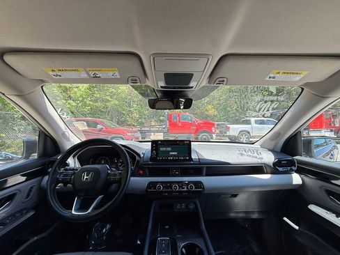 Used 2023 Honda Pilot EX-L image 12