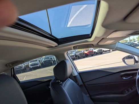 Used 2025 Honda Accord EX-L image 11