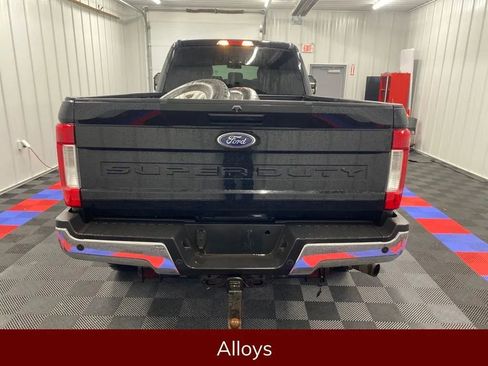 Used 2018 Ford F250 XLT w/ XLT Value Package image 14