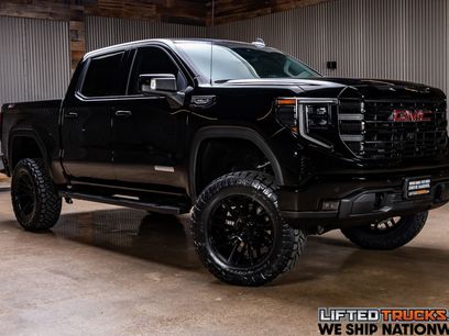 Used 2025 GMC Sierra 1500 Elevation w/ Elevation Premium Package