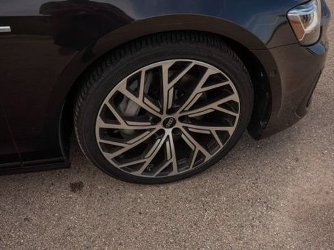 Used 2022 Audi A8 L 3.0T AWD/4WD image 9