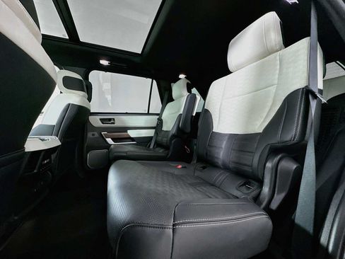 Used 2024 Toyota Sequoia Capstone AWD/4WD image 22