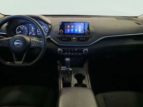 Used 2024 Nissan Altima 2.5 S FWD image 20