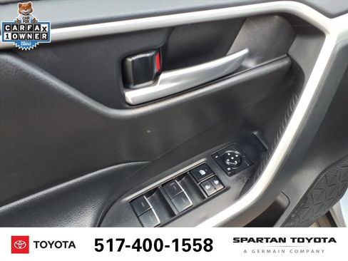 Used 2025 Toyota RAV4 XLE AWD/4WD image 17