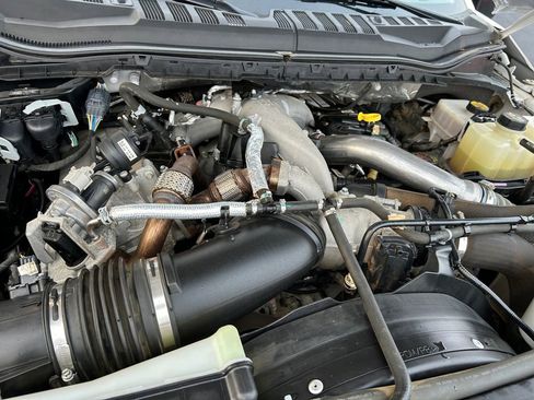 Used 2020 Ford F350 Lariat w/ Lariat Ultimate Package image 30