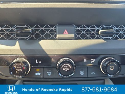 Used 2025 Honda Accord LX image 27