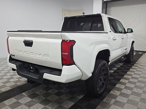 Used 2025 Toyota Tacoma SR5 AWD/4WD image 8