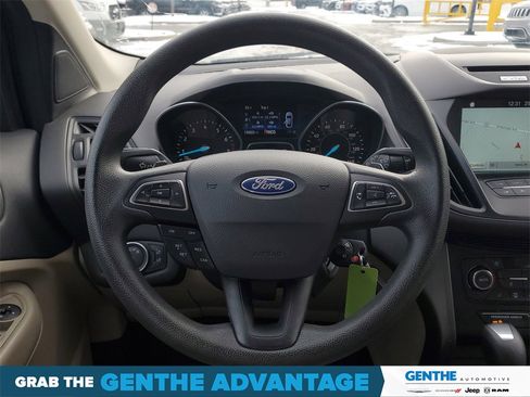 Used 2017 Ford Escape SE w/ Equipment Group 201A image 26