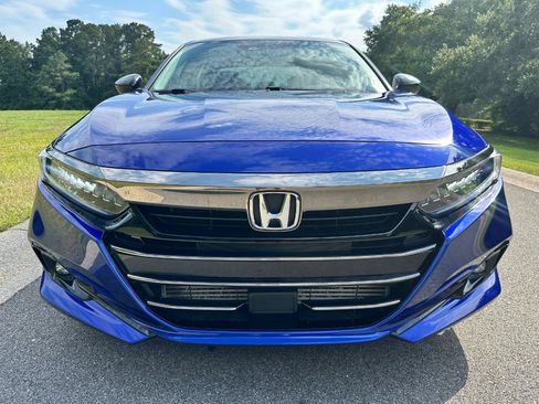 Used 2022 Honda Accord Sport Special Edition image 2