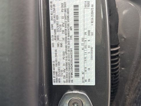 Used 2025 Ford Escape Active AWD/4WD image 45