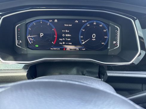 Used 2019 Volkswagen Jetta SEL w/ Cold Weather Package image 10