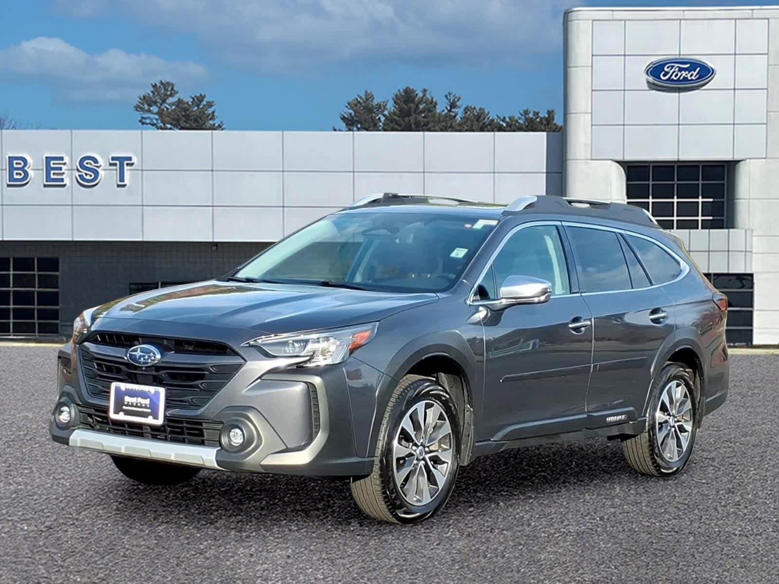 Used 2024 Subaru Outback Touring XT AWD/4WD image 1