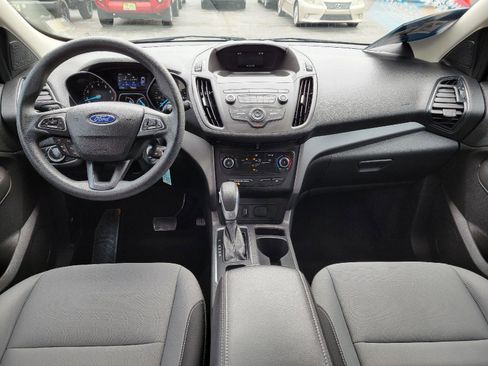 Used 2019 Ford Escape S FWD image 4