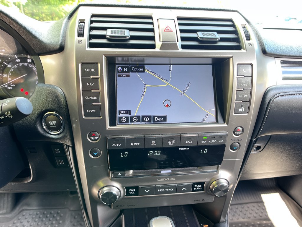 Used 2021 Lexus GX 460 Premium w/ Premium Package AWD/4WD image 16