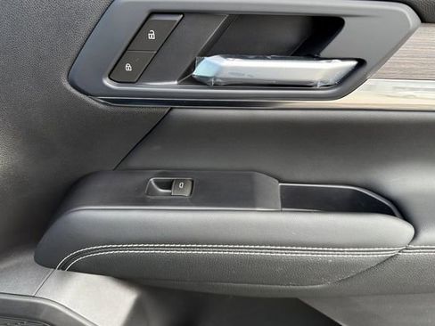 New 2026 GMC Terrain Denali w/ LPO, Floor Liner Package AWD/4WD image 19
