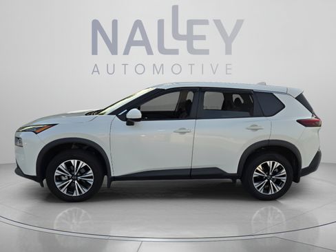 Used 2023 Nissan Rogue SV FWD image 2
