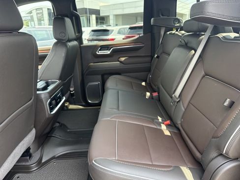 Used 2024 GMC Sierra 1500 Denali w/ Denali Reserve Package AWD/4WD image 6