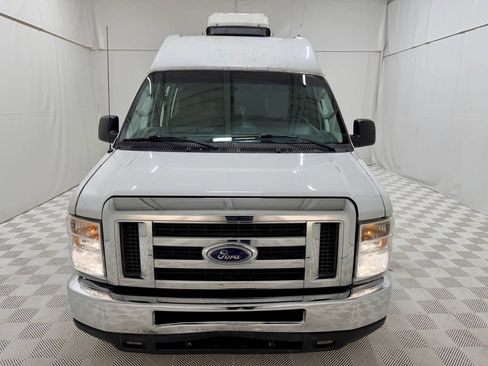 Used 2012 Ford E-350 and Econoline 350 Extended Super Duty w/ Premium Van Group image 4