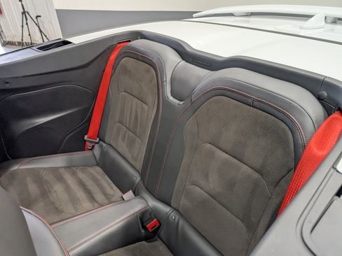 Used 2018 Chevrolet Camaro ZL1 RWD image 17