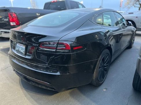 Used 2022 Tesla Model S image 5