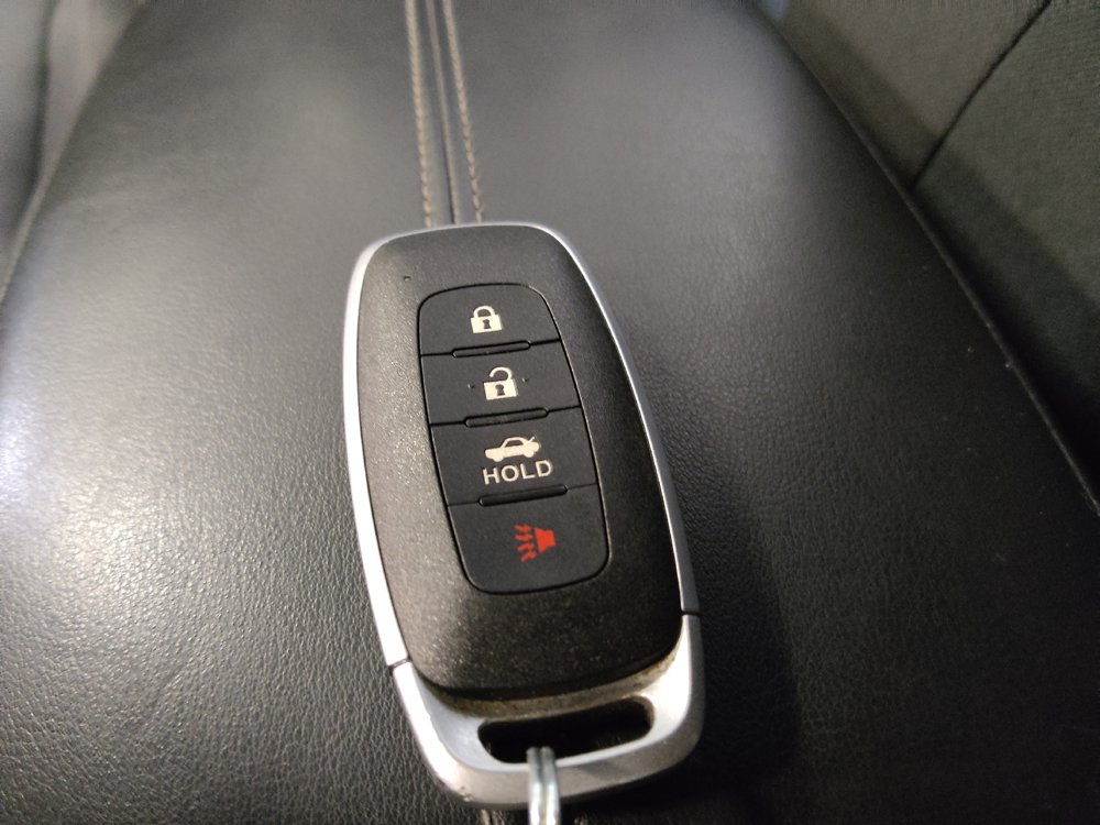 Used 2024 Nissan Sentra S FWD image 32