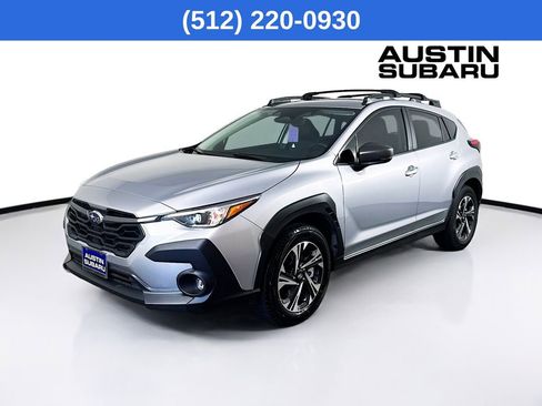 Used 2024 Subaru Crosstrek 2.0i Premium image 4
