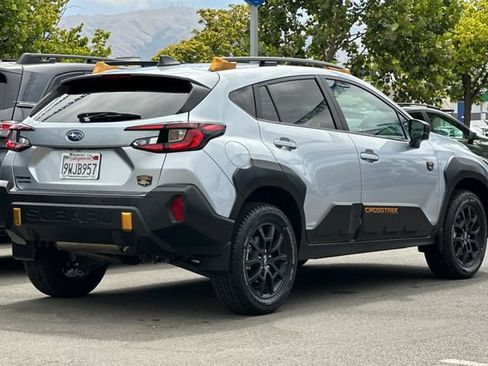 Used 2025 Subaru Crosstrek 2.5i Wilderness w/ Crosstrek Mirror Package AWD/4WD image 4