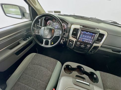 Used 2019 RAM 1500 Big Horn AWD/4WD image 9