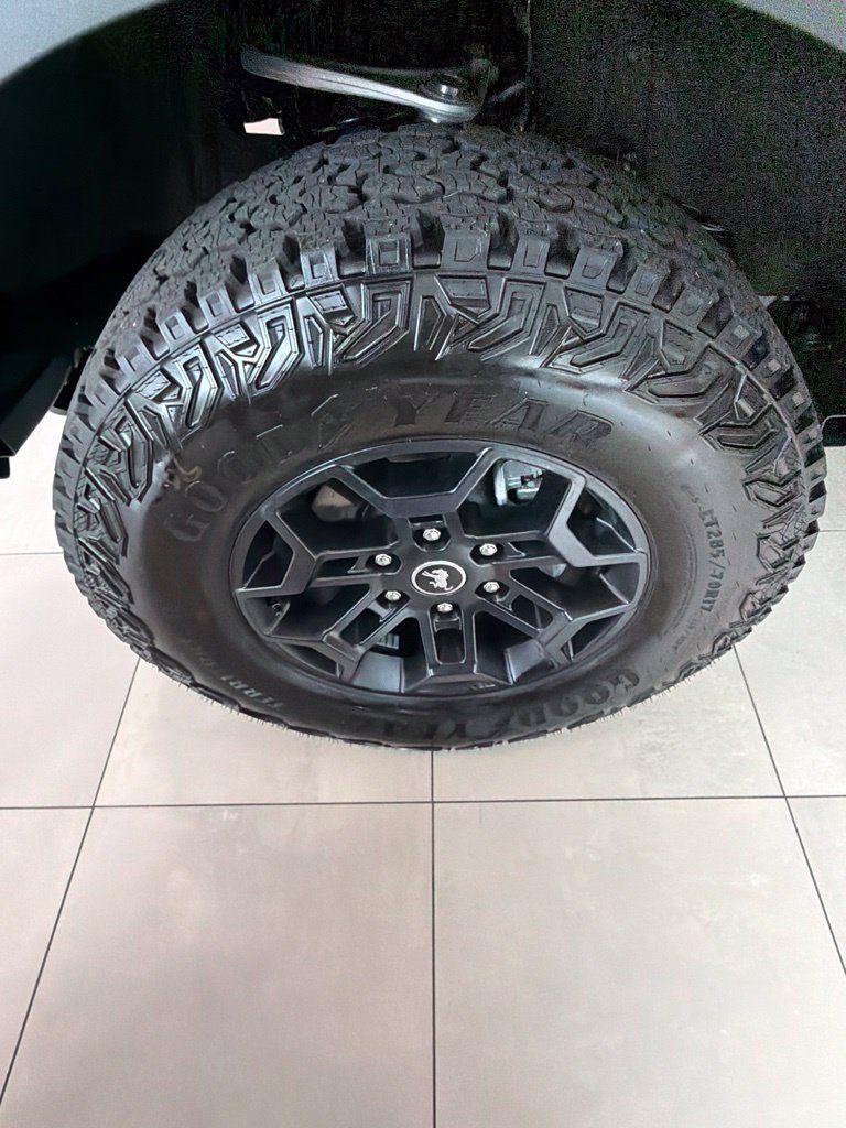 Used 2026 Ford Bronco Badlands AWD/4WD image 10