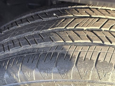 Used 2024 Toyota Tundra Limited image 25