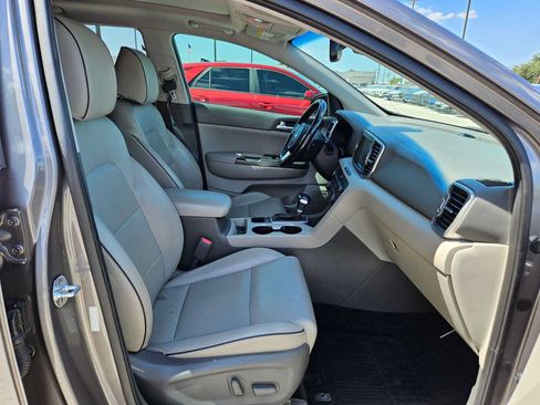 Used 2017 Kia Sportage EX w/ EX Technology Package FWD image 20