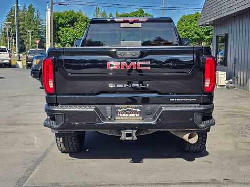 Used 2021 GMC Sierra 3500 Denali w/ Denali Ultimate Package AWD/4WD image 4