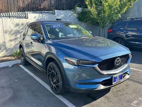 Used 2017 MAZDA CX-5 Grand Touring AWD/4WD image 2
