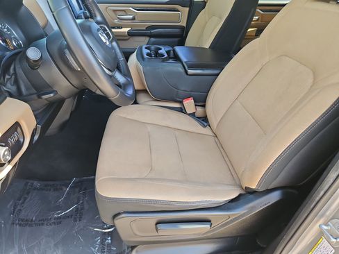 Used 2019 RAM 1500 Big Horn RWD image 20