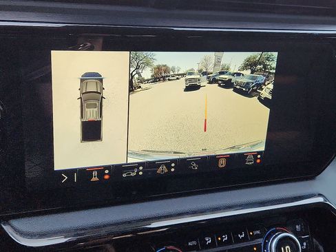 Used 2024 GMC Sierra 1500 AT4 w/ AT4 Premium Package image 19