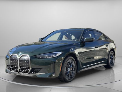 Used 2023 BMW i4 eDrive35 w/ Premium Package image 2