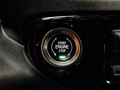 Used 2025 GMC Sierra 2500 SLT w/ Texas SLT Premium Package image 15