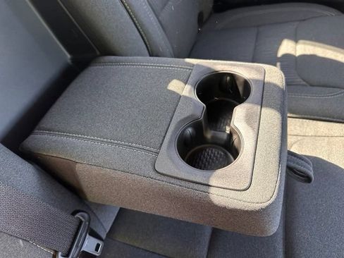 Used 2022 RAM 1500 Big Horn AWD/4WD image 30