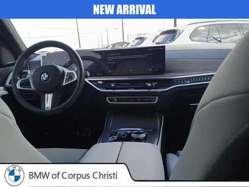 Used 2026 BMW X7 xDrive40i AWD/4WD image 14
