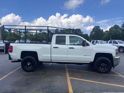 Used 2017 Chevrolet Silverado 2500 W/T w/ WT Convenience Package AWD/4WD image 5