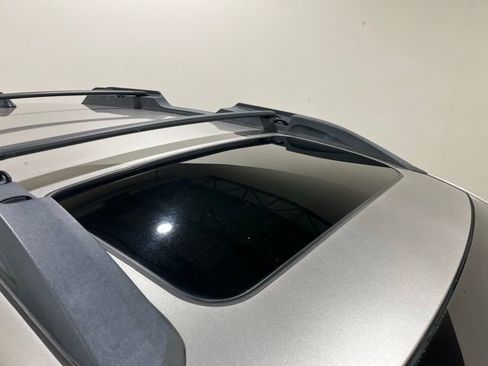 Used 2016 Subaru Outback 2.5i Limited image 13